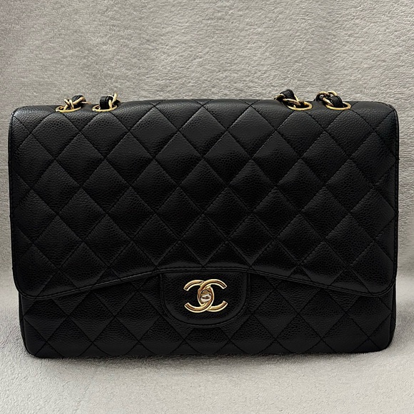 CHANEL Classic Flap Bag Black Caviar Leather VINTAGE AUTHENTIC - Picture 1 of 14